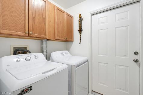 606 Crossings Circle Tallmadge OH 44278