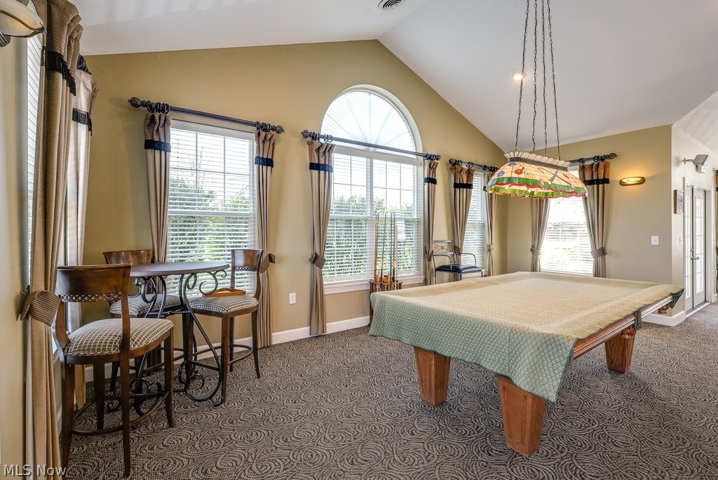 606 Crossings Circle Tallmadge OH 44278