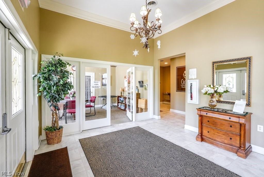 606 Crossings Circle Tallmadge OH 44278