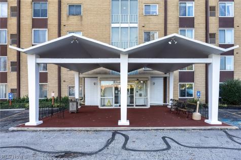 25735 Lorain Road North Olmsted OH 44070