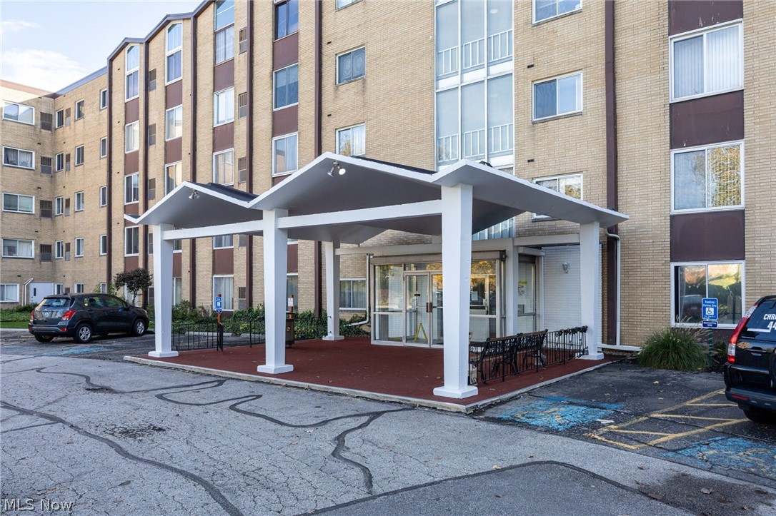 25735 Lorain Road North Olmsted OH 44070