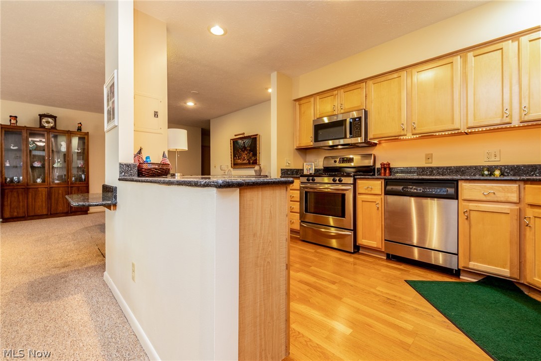 2112 Acacia Park Drive Lyndhurst OH 44124