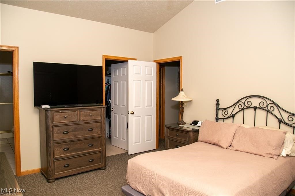 8873 Ashlyn Court Olmsted Falls OH 44138