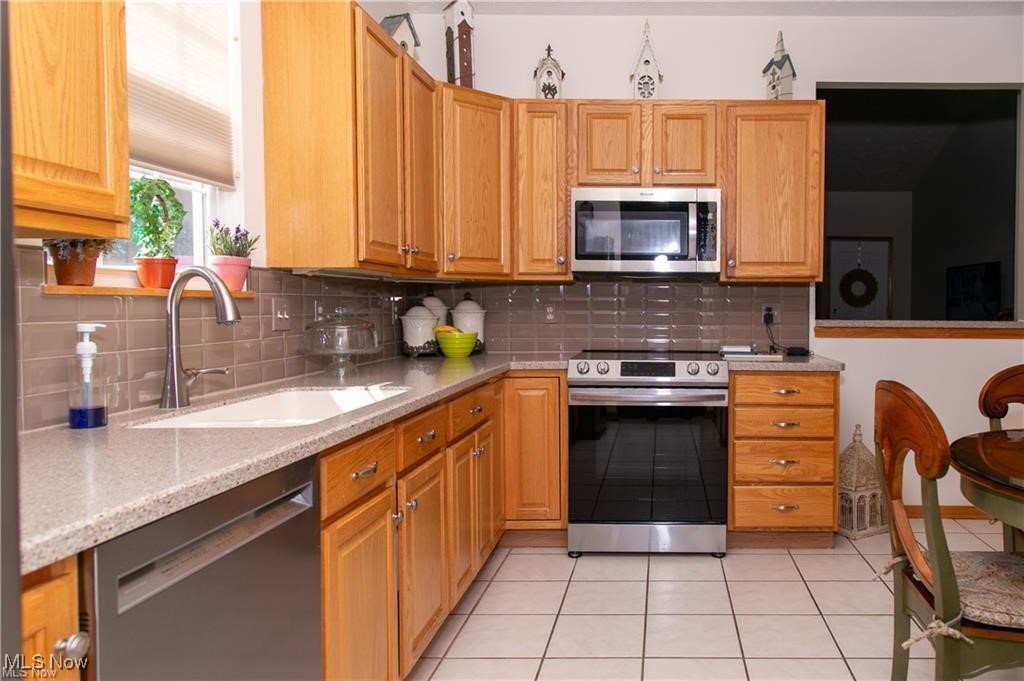 8873 Ashlyn Court Olmsted Falls OH 44138