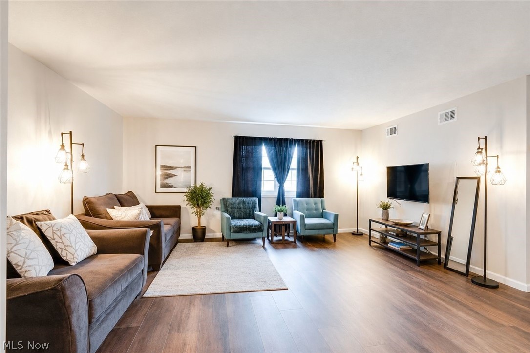 3944 Brendan Lane North Olmsted OH 44070