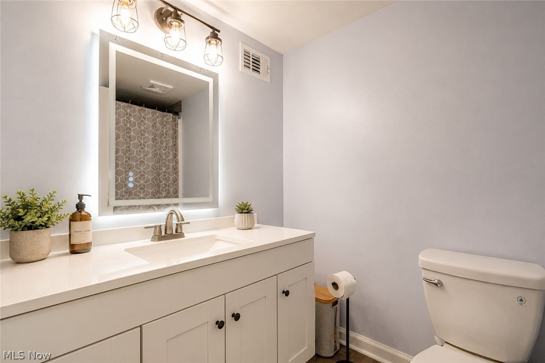 3944 Brendan Lane North Olmsted OH 44070