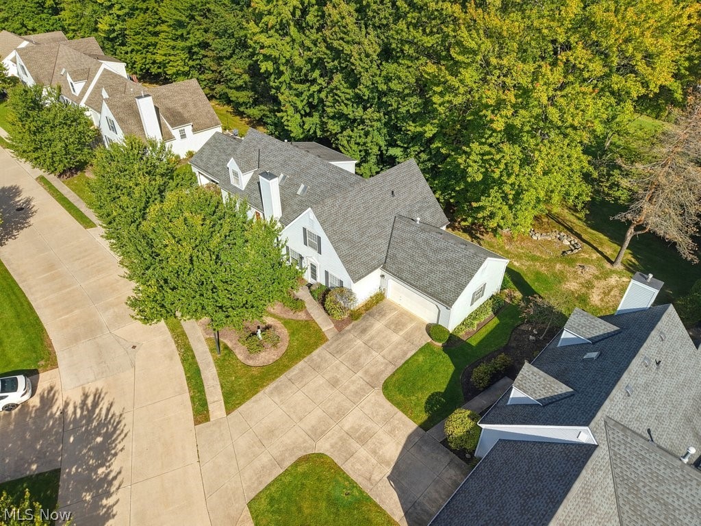 93 Dover Place Lane Northfield OH 44067
