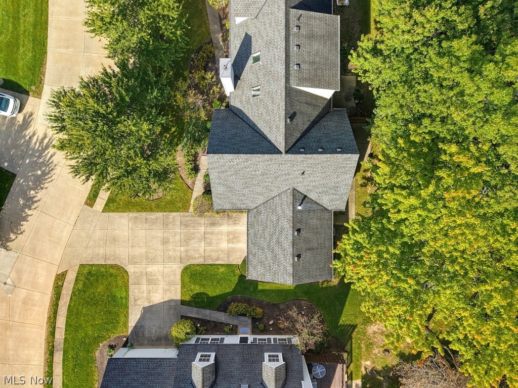93 Dover Place Lane Northfield OH 44067