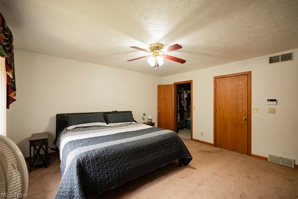 4461 Willow Creek Drive SE Howland OH 44484