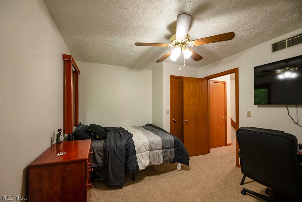 4461 Willow Creek Drive SE Howland OH 44484