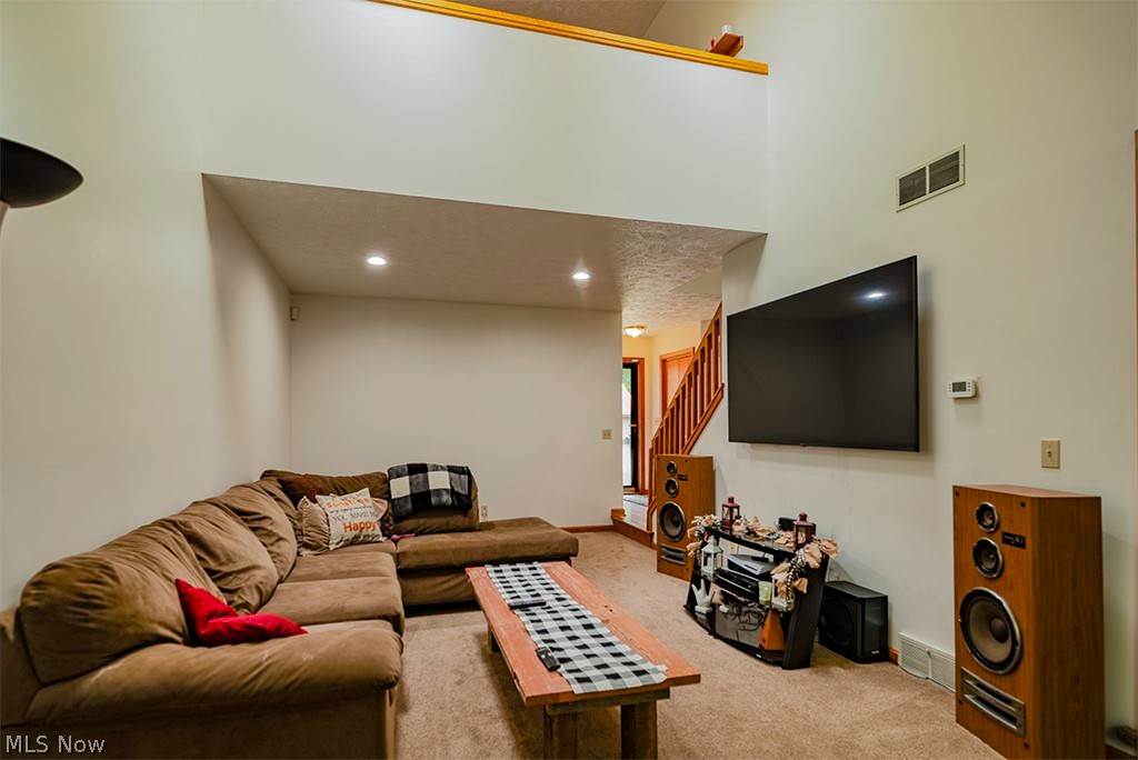 4461 Willow Creek Drive SE Howland OH 44484