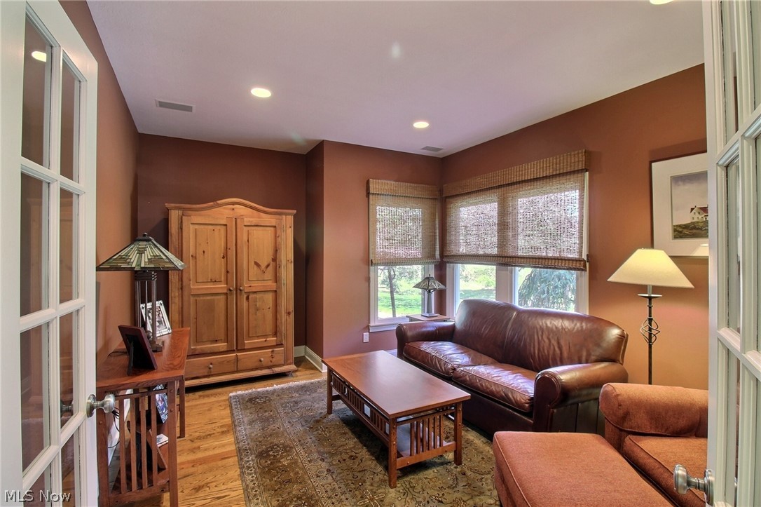 79 Haskell Drive Bratenahl OH 44108