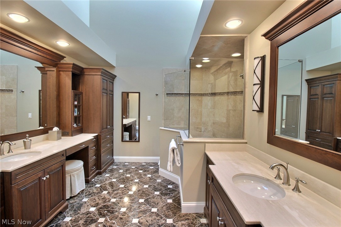 79 Haskell Drive Bratenahl OH 44108