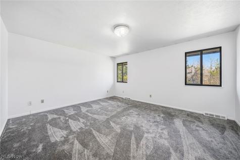 210 Teal Trace Mayfield Heights OH 44124