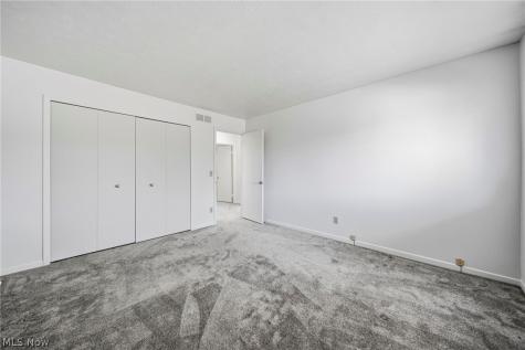 210 Teal Trace Mayfield Heights OH 44124