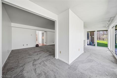 210 Teal Trace Mayfield Heights OH 44124