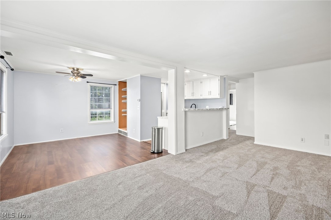 28 Valley Forge Lane Elyria OH 44035