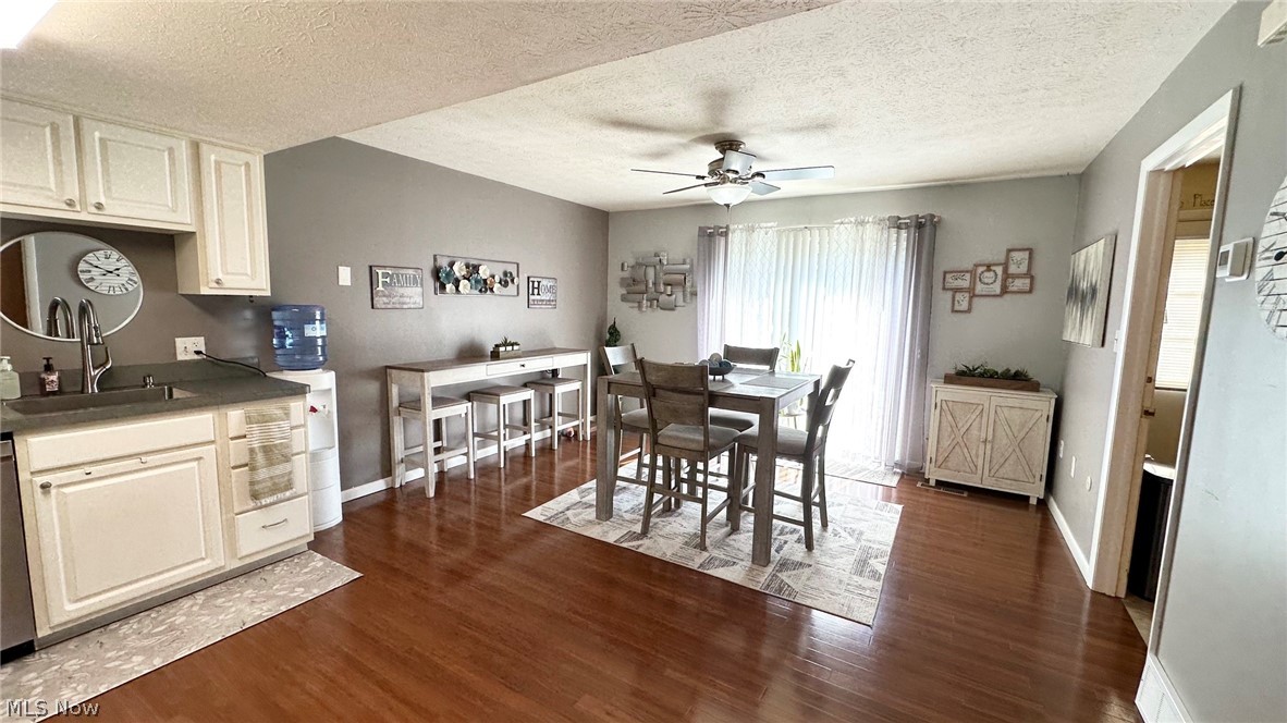 6960 S Parkway Drive Middleburg Heights OH 44130