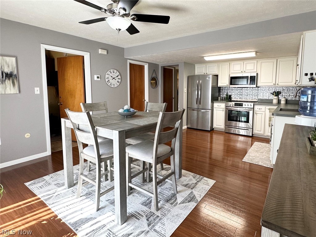 6960 S Parkway Drive Middleburg Heights OH 44130