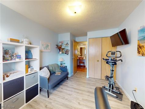 1390 Golden Gate Boulevard Mayfield Heights OH 44124