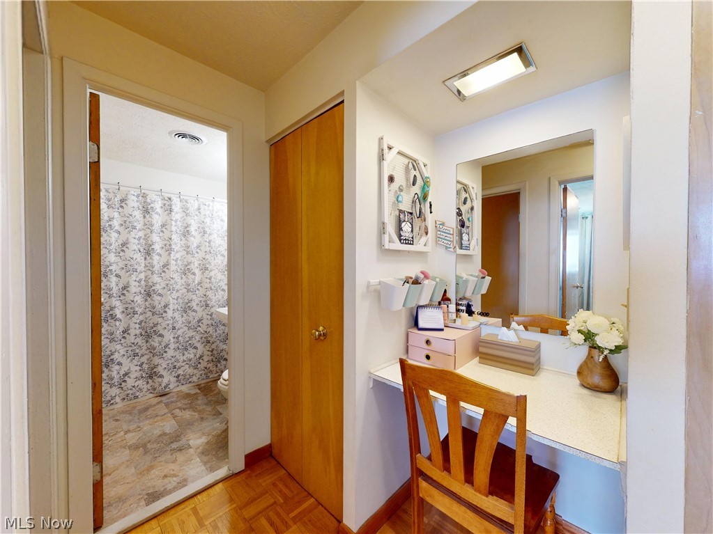 1390 Golden Gate Boulevard Mayfield Heights OH 44124