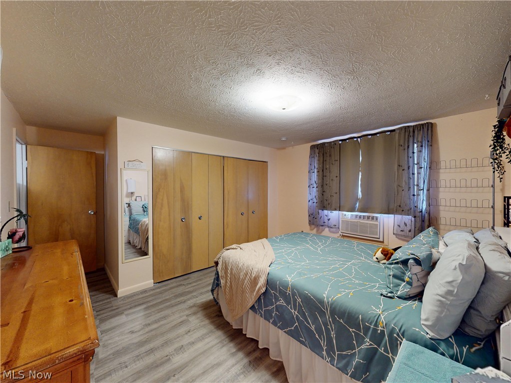 1390 Golden Gate Boulevard Mayfield Heights OH 44124