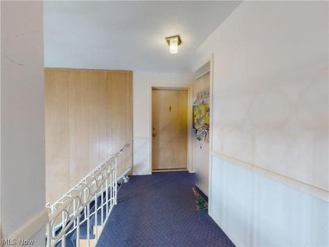 1390 Golden Gate Boulevard Mayfield Heights OH 44124