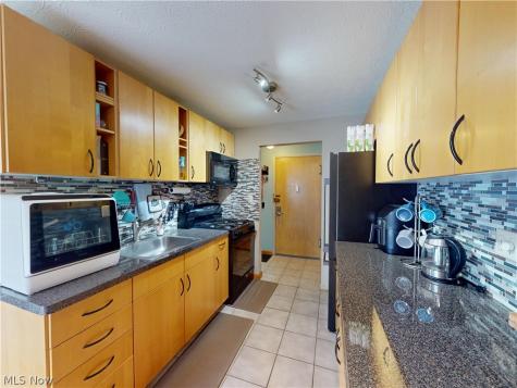 1390 Golden Gate Boulevard Mayfield Heights OH 44124