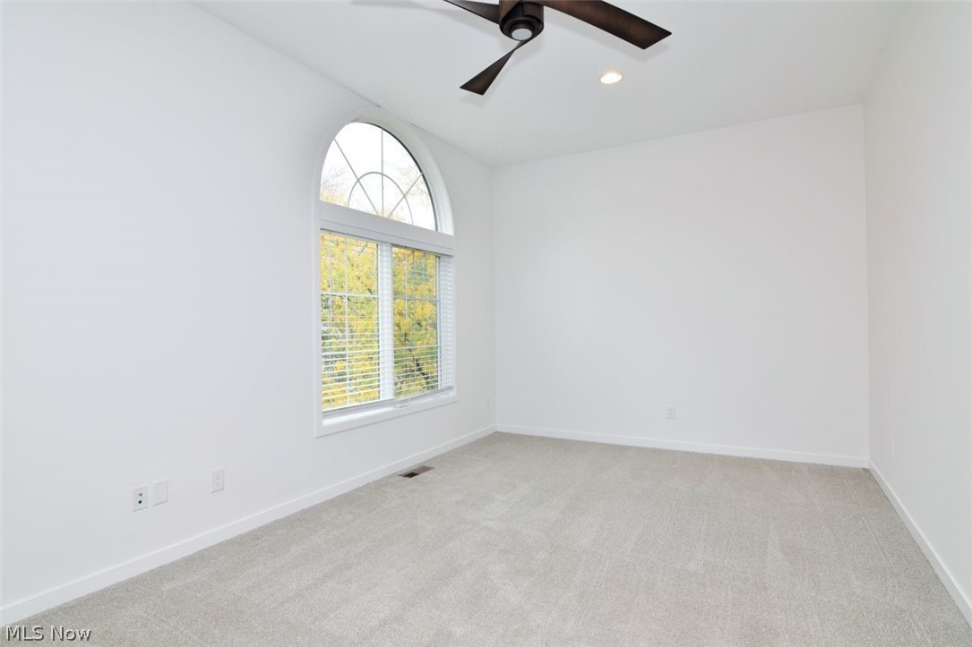 11609 Lake Avenue Cleveland OH 44102