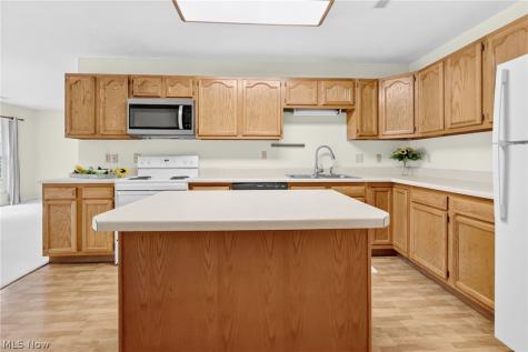 1044 Patrick Place Wooster OH 44691
