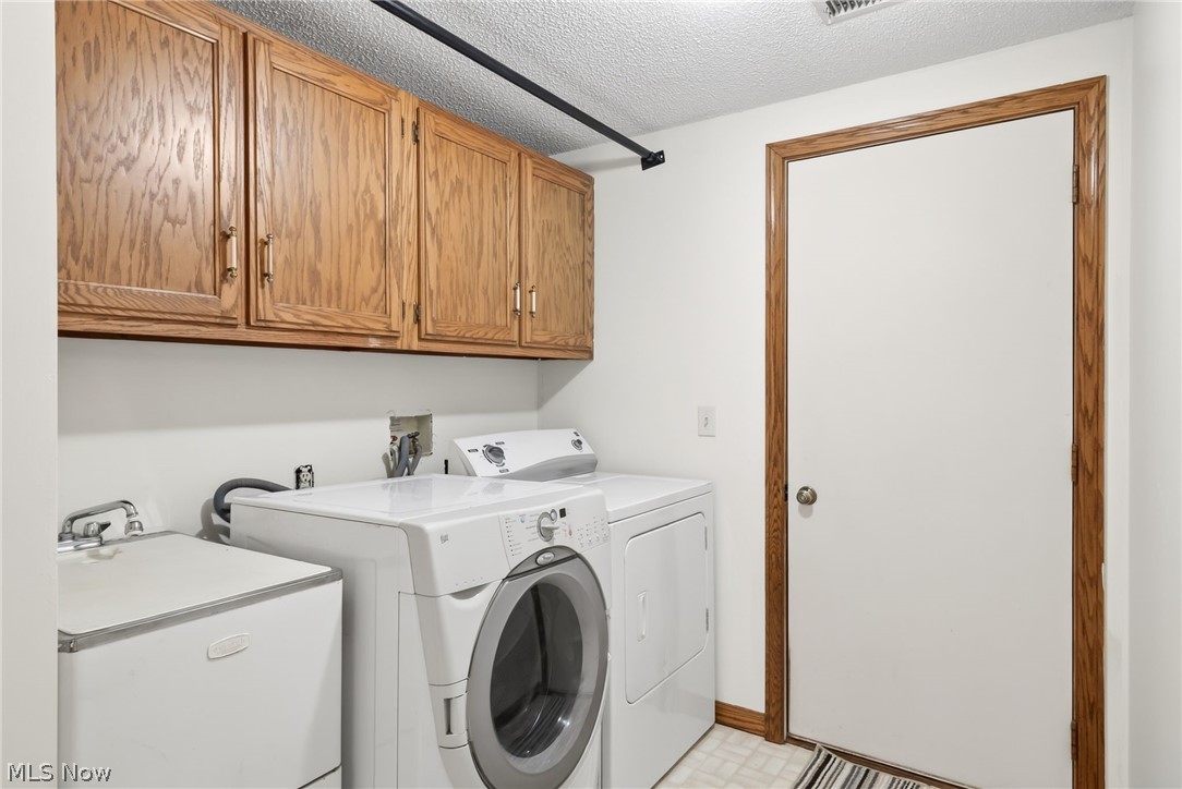 31 Pinewood Drive Medina OH 44256