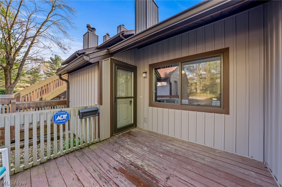 2129 Pinebrook Trail Cuyahoga Falls OH 44223
