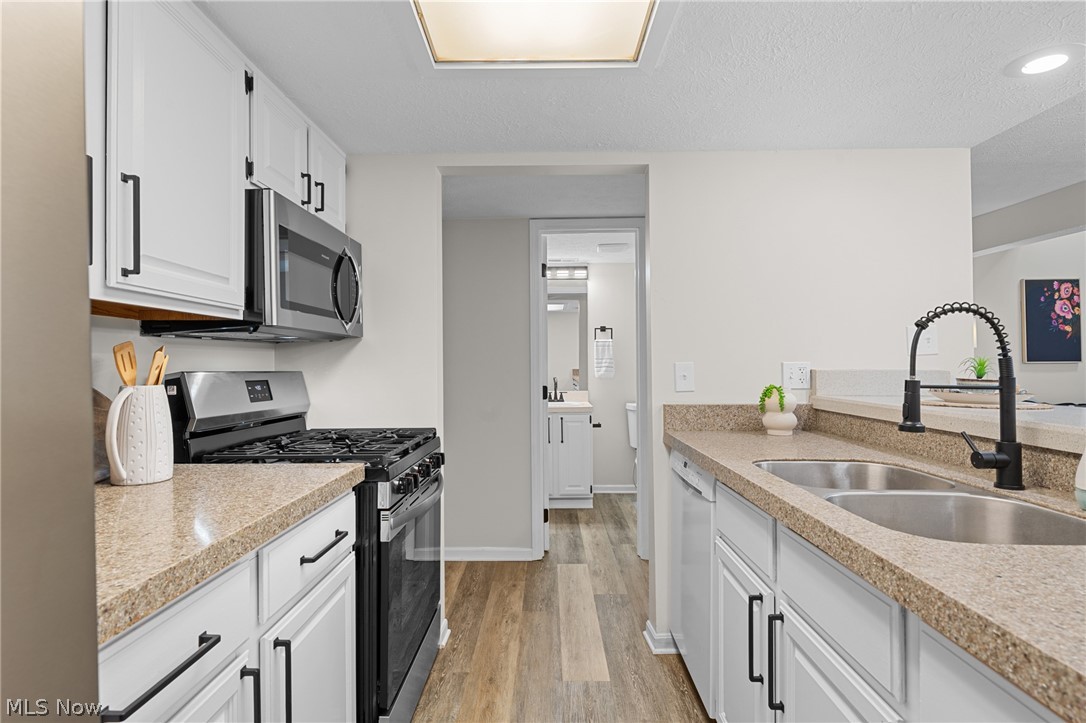 2129 Pinebrook Trail Cuyahoga Falls OH 44223