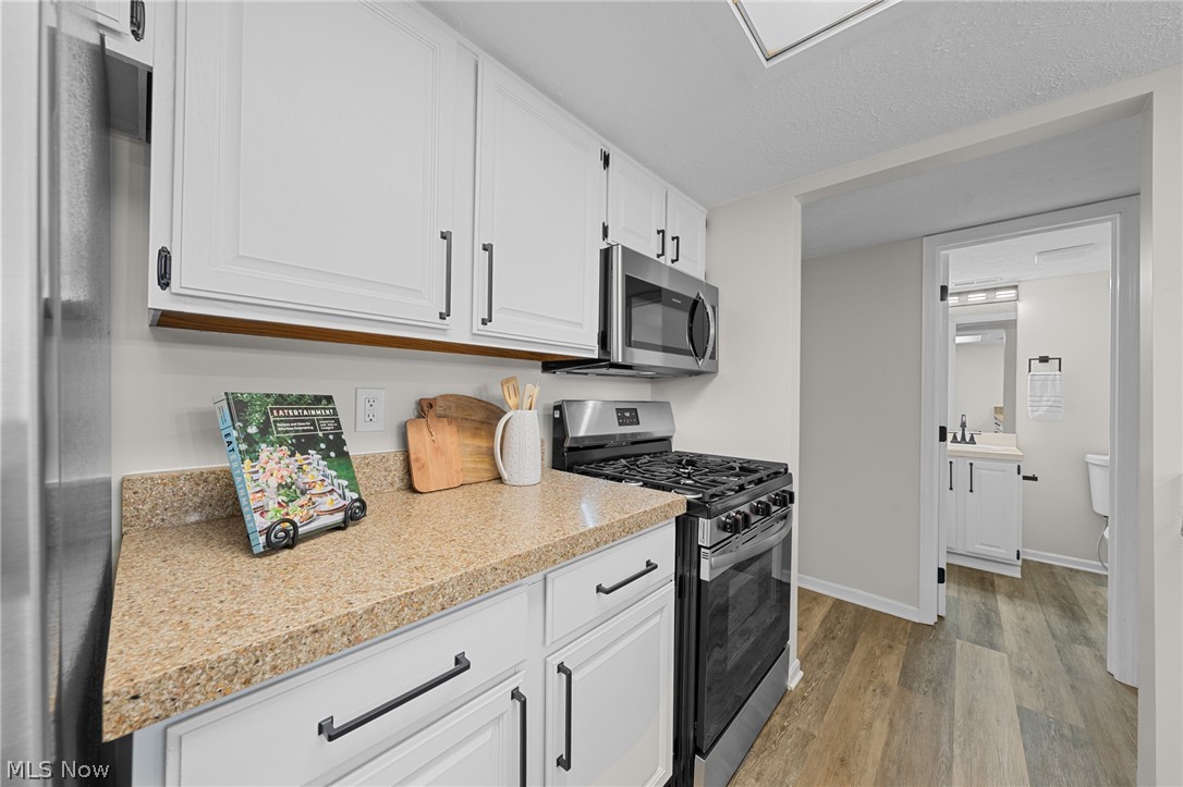 2129 Pinebrook Trail Cuyahoga Falls OH 44223
