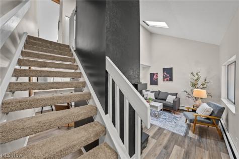 2129 Pinebrook Trail Cuyahoga Falls OH 44223