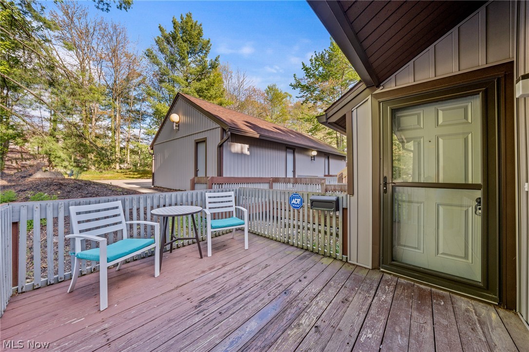 2129 Pinebrook Trail Cuyahoga Falls OH 44223