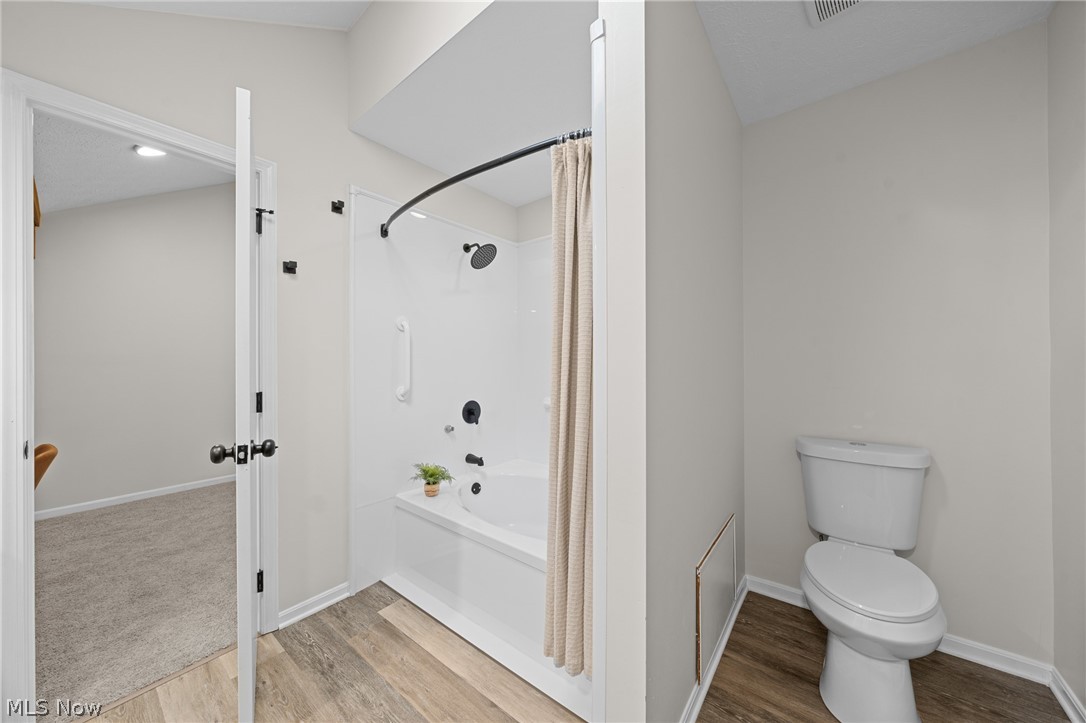 2129 Pinebrook Trail Cuyahoga Falls OH 44223