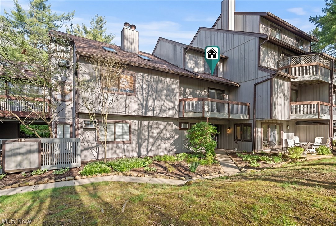 2129 Pinebrook Trail Cuyahoga Falls OH 44223