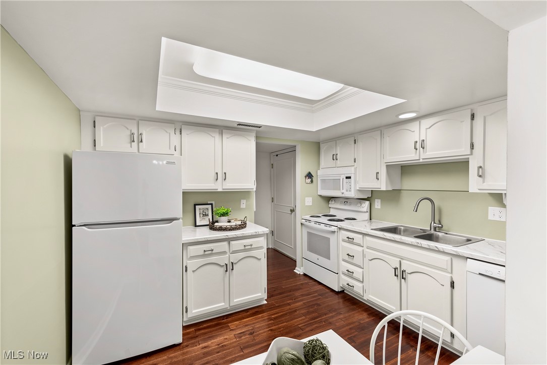 22701 Center Ridge Road Rocky River OH 44116