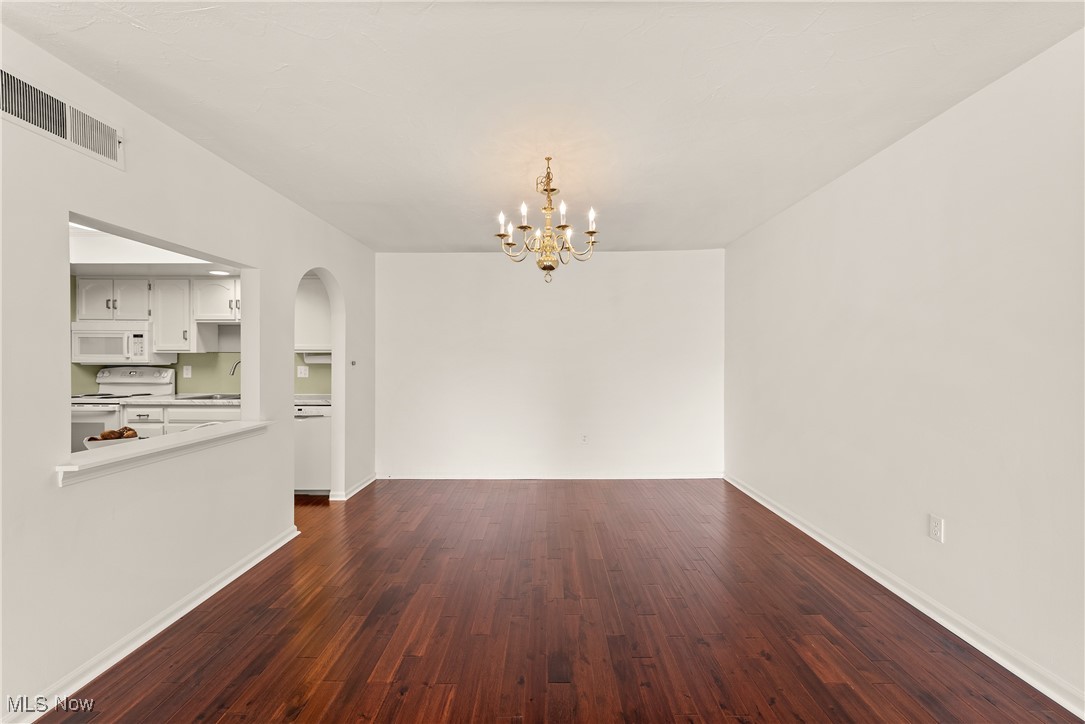 22701 Center Ridge Road Rocky River OH 44116