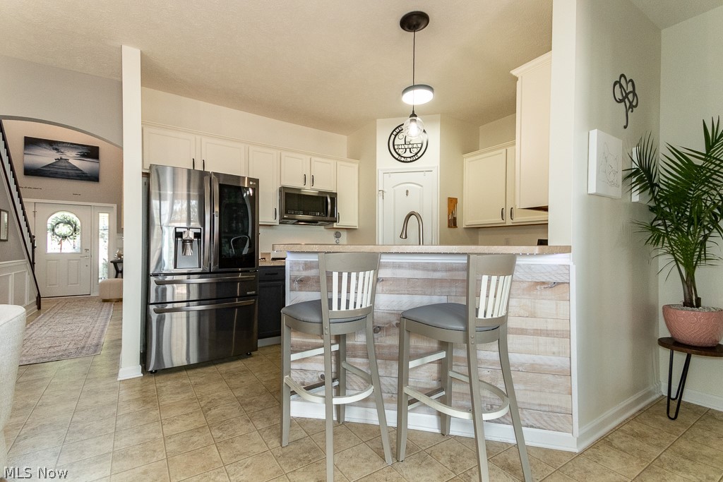 324 Lakewick Lane Willowick OH 44095