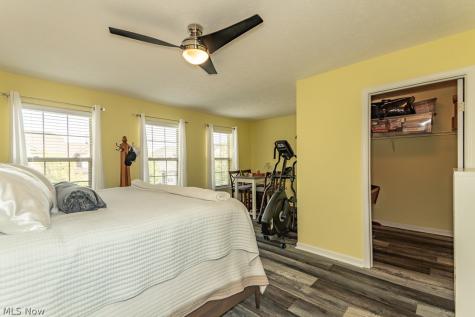 324 Lakewick Lane Willowick OH 44095