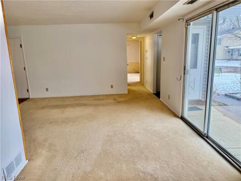 8140 Independence Drive Mentor OH 44060