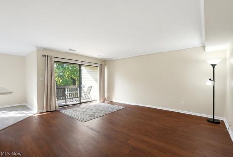 6320 Greenwood Sagamore Hills OH 44067