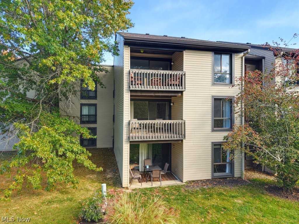 6320 Greenwood Sagamore Hills OH 44067