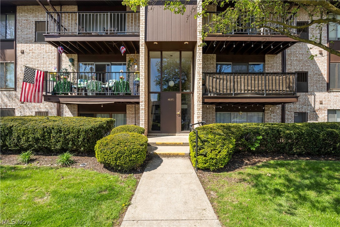 16375 Heather Lane Middleburg Heights OH 44130