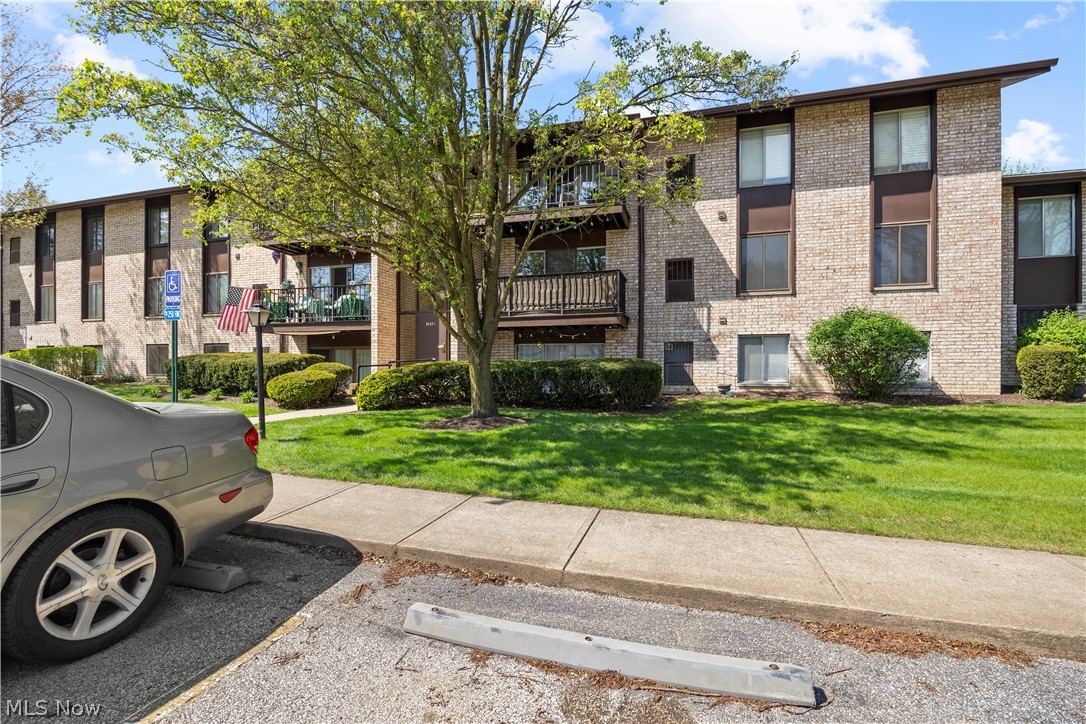 16375 Heather Lane Middleburg Heights OH 44130