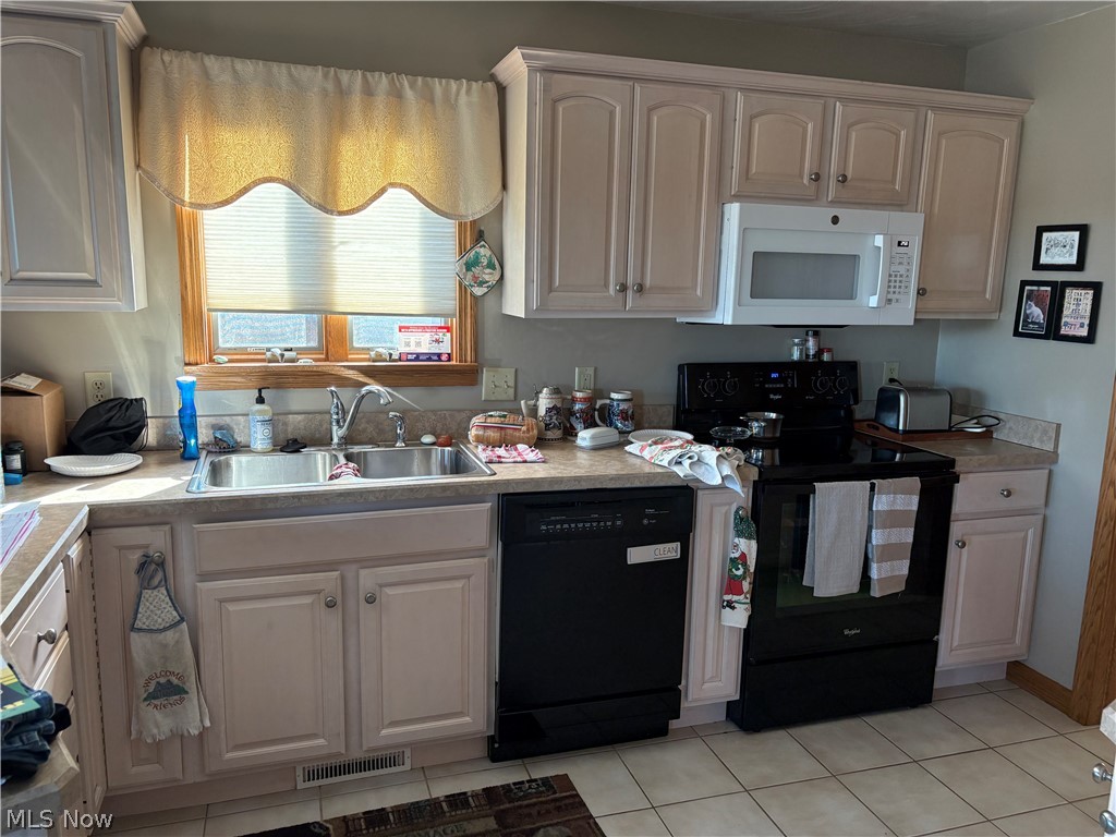 3900 Mercedes Place Canfield OH 44406