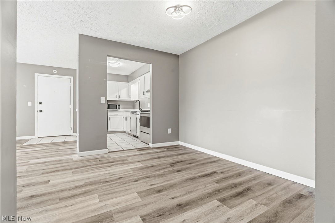 5240 Emil Avenue SW Navarre OH 44662