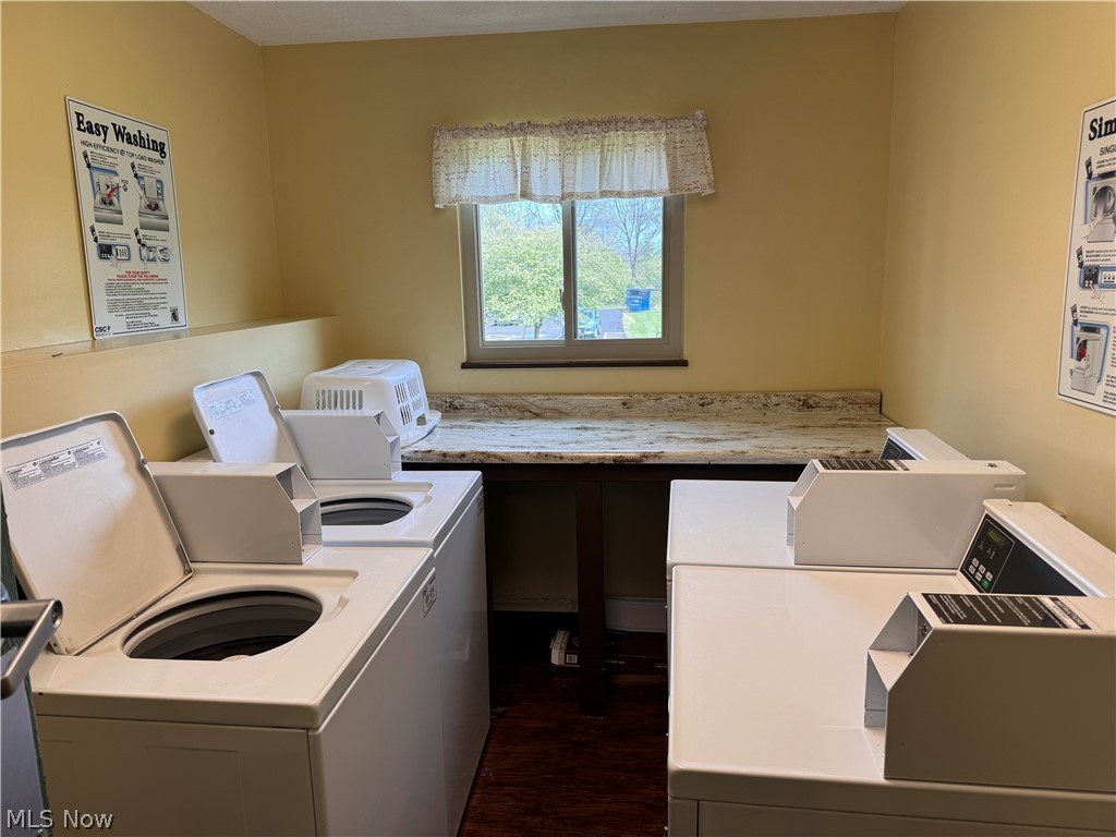 5240 Emil Avenue SW Navarre OH 44662